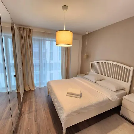 Cloud9 Pipera Best * Bucharest