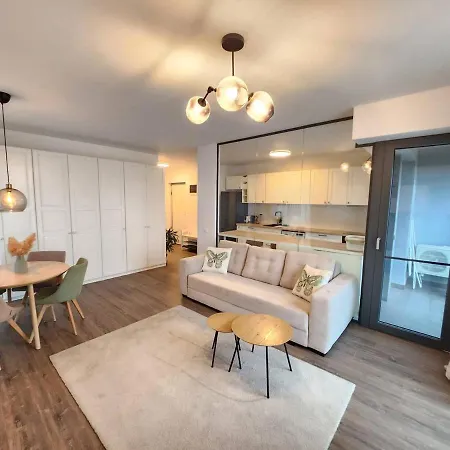 Apartment Cloud9 Pipera Best Bucharest