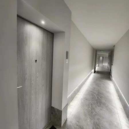 Cloud9 Pipera Best Apartment